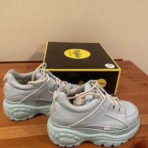 Buffalo London platform sneakers